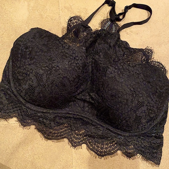 LIKENEW gorgeous black highneck bralette VSPINK - Picture 4 of 5